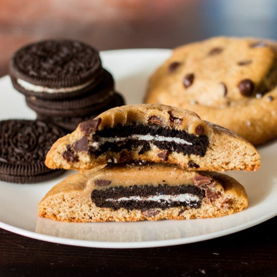 Oreo Stuffed Chocolate Chip Cookies