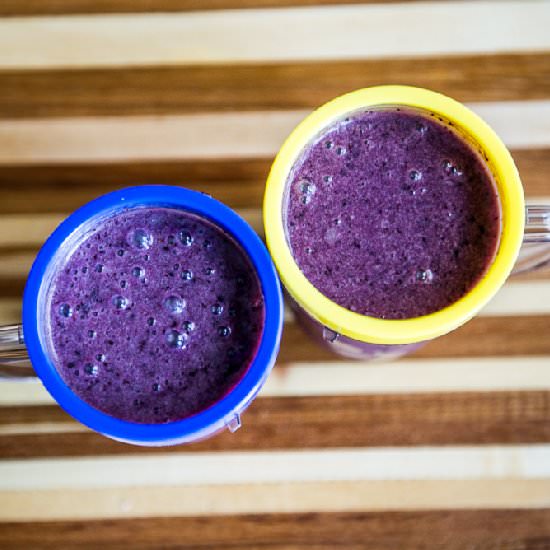 Peanut Butter Blueberry Smoothies