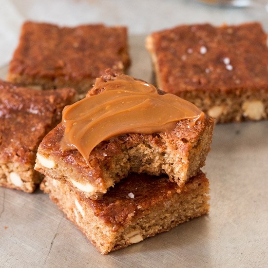 Dulce de Leche Cinnamon Cashew Bars