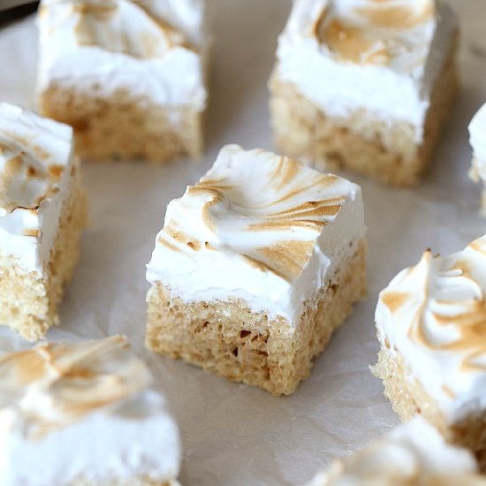 Lemon Meringue Krispie Treats