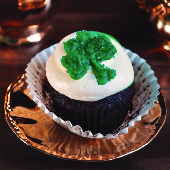 St. Patrick’s Black Velvet Cupcake