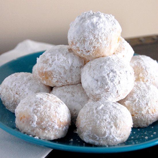 GF Powdered Sugar Donut Holes