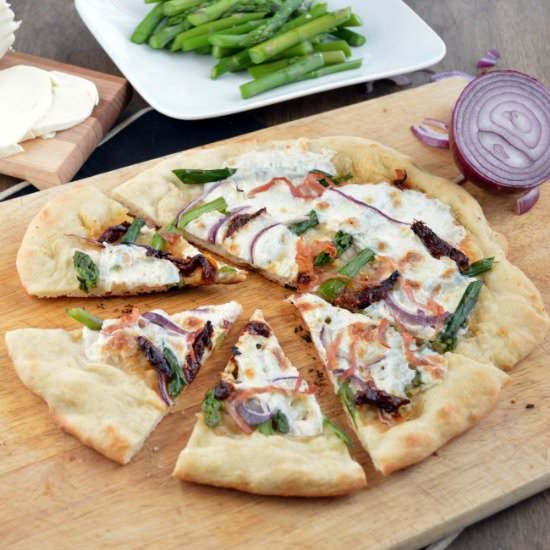 Sun Dried Tomato Asparagus Pizza