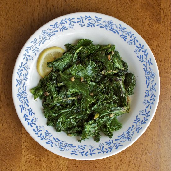 Sautéed Kale with Garlic and Lemon