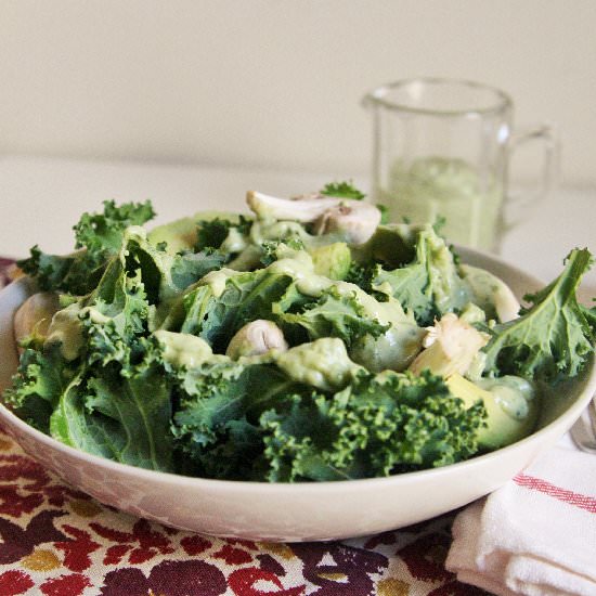 Kale salad with buttemilk