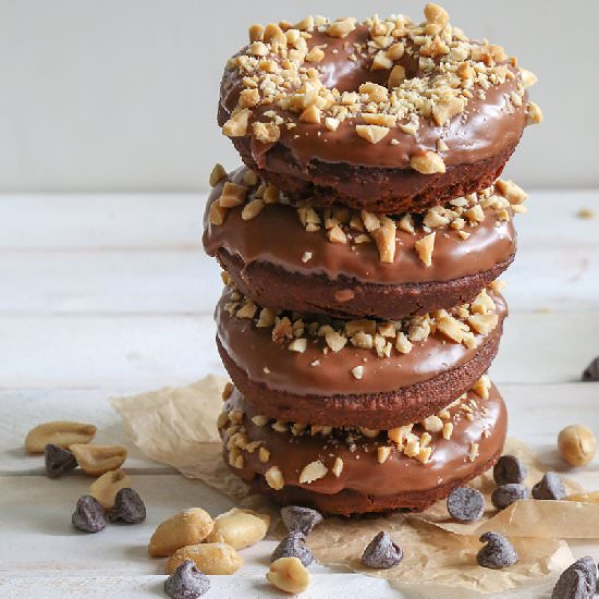 Chocolate Peanut Cake Doughnuts