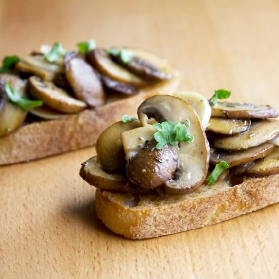 Mushroom crostini