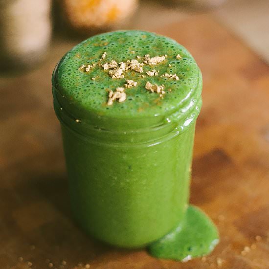 Peanut Butter Banana Green Smoothie