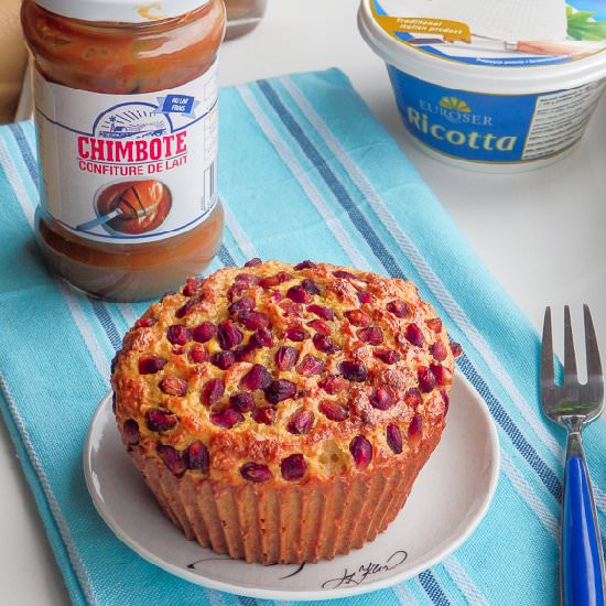 Yeast Muffin with Quinoa Flakes