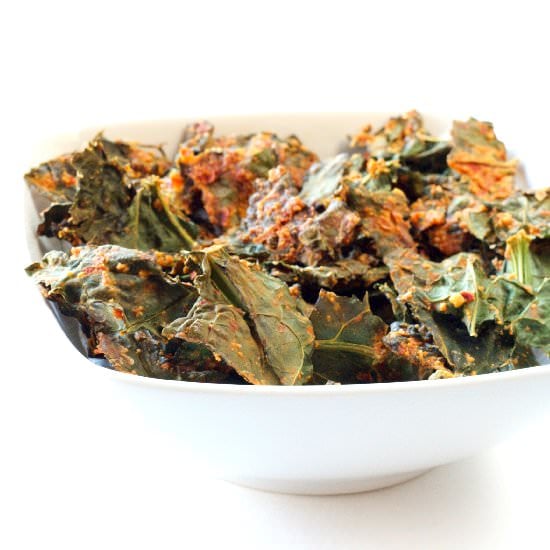 Cheesy Nacho Vegan Kale Chips