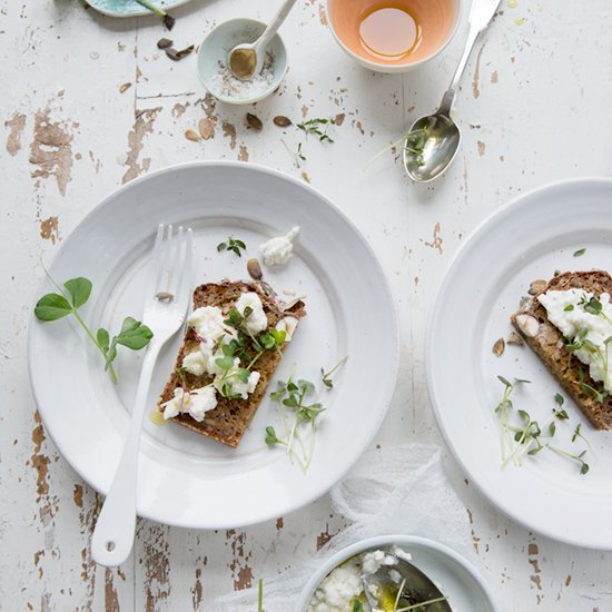 Rye soda bread and goat’s curd