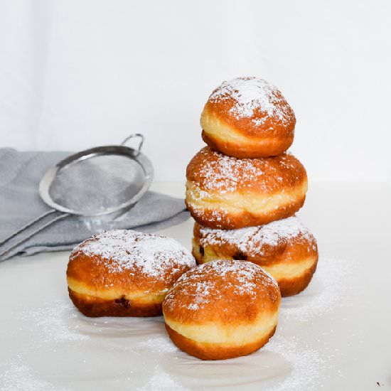 Paczki doughnuts with Nutella