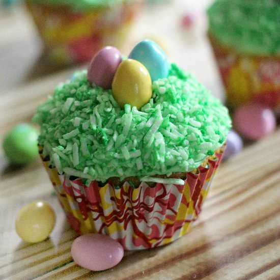 Lemon Coconut Easter Cupcakes