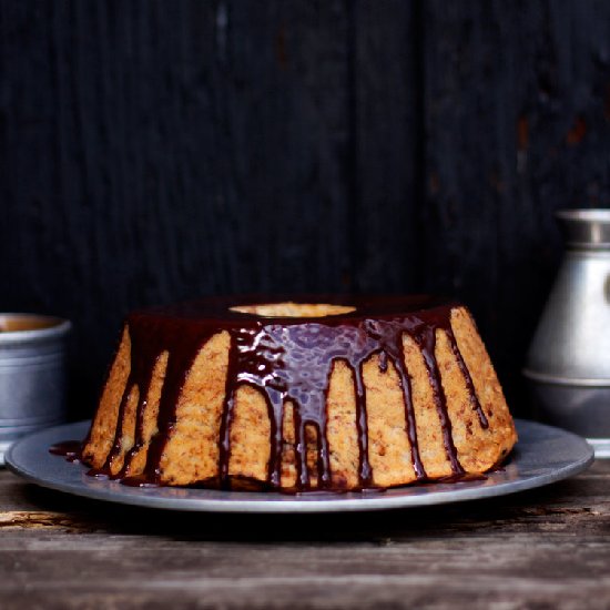 Banana Cake with Nutella Glaze