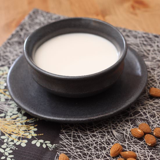 Homemade Almond Milk