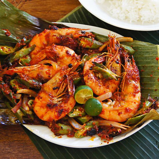 Pan Grilled Prawns In Banana Leaf