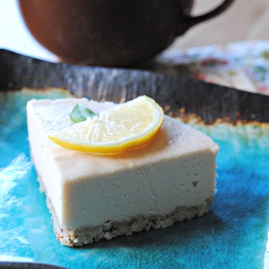 Raw Vegan Lemon Cheesecake