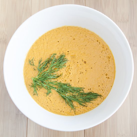 Raw Vegan Carrot and Dill Soup