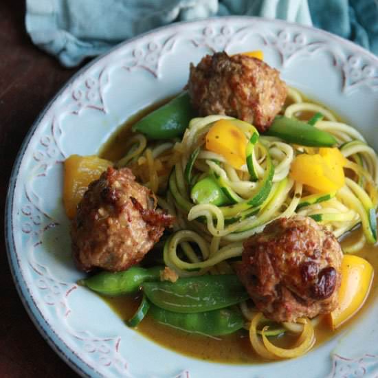 Curry Meatballs and Veg Noodles