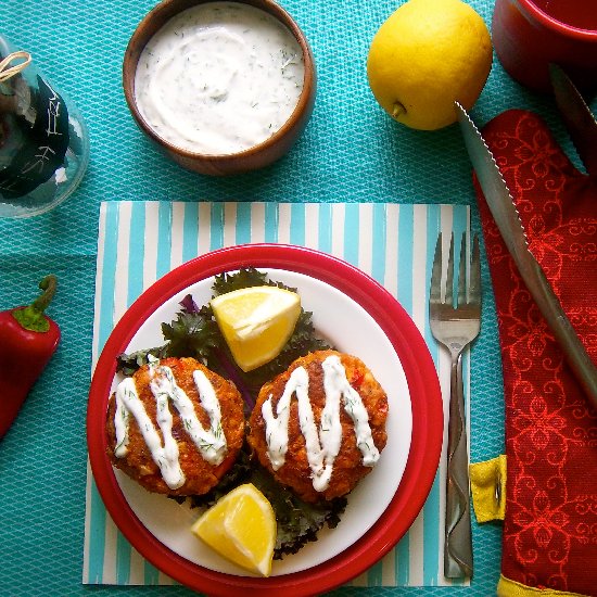 Spicy Salmon Cakes with Dill Sauce