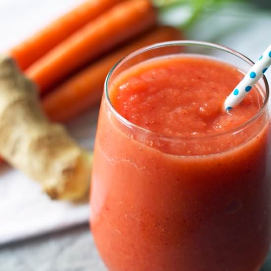 Mango Carrot Ginger Smoothie