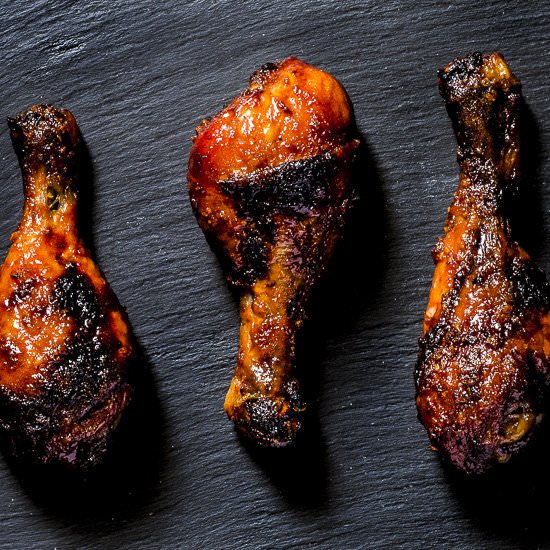 Sticky Sriracha Drumsticks