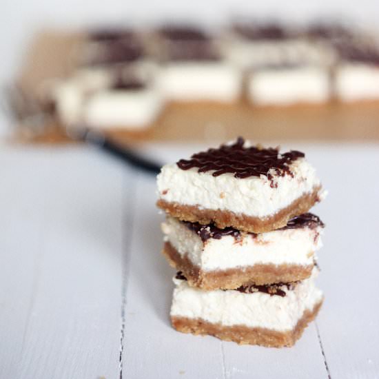 Cheesecake Bars’ Wannabes