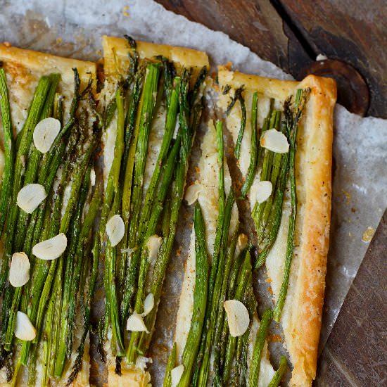 Asparagus and Gruyère Tart