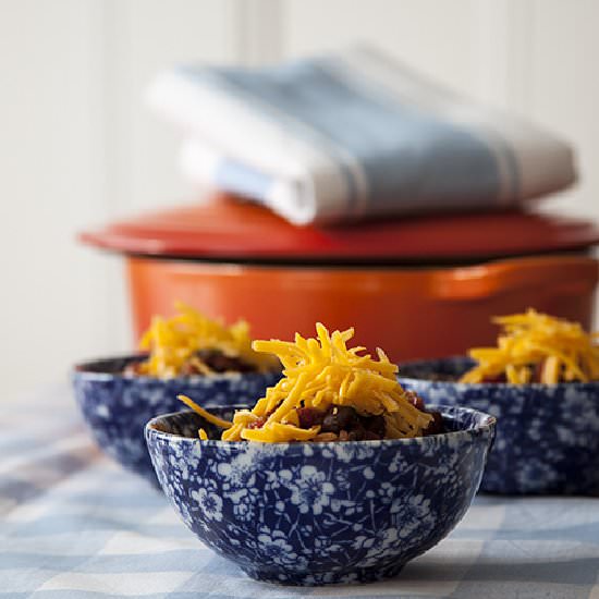 Cheddar Topped Quinoa Chili