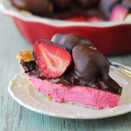 Chocolate Covered Strawberry Pie