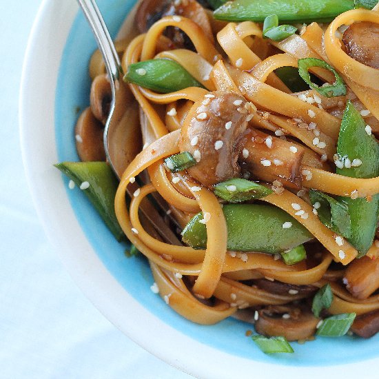 Asian Noodles w/ Peas & Mushrooms