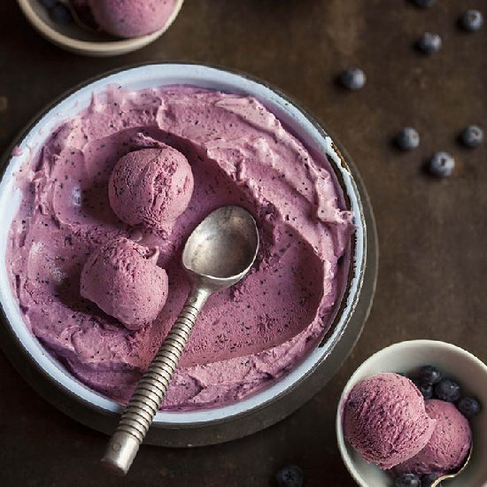 Blueberry ice cream