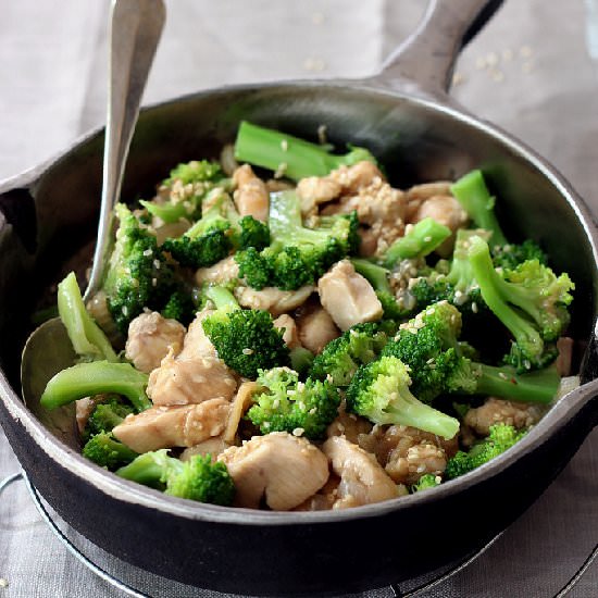 Broccoli & chicken stir-fry