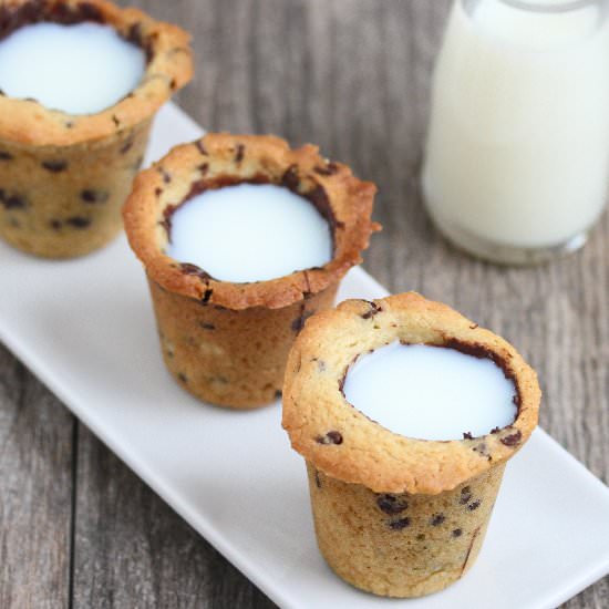 Milk and Cookie Shots