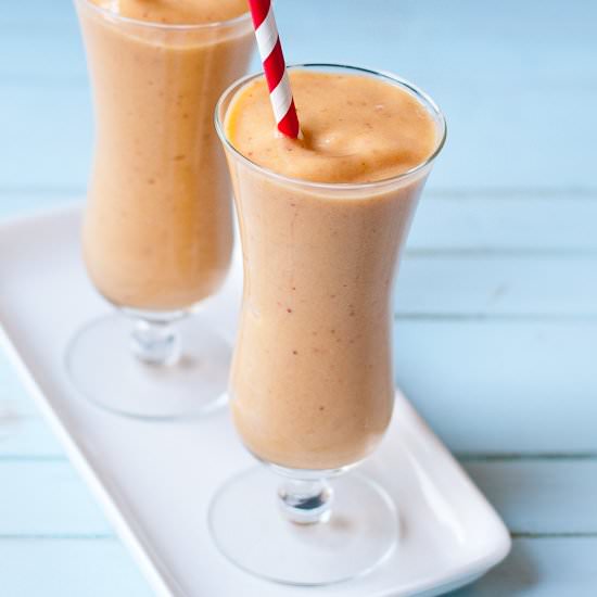 Mango Banana Strawberry Smoothie