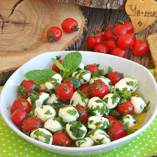 Mozzarella Tomato Salad