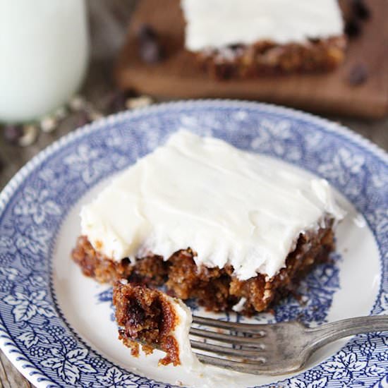 Oatmeal Chocolate Chip Cake