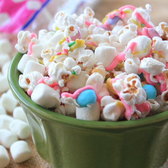 Bunny Tails Popcorn Mix