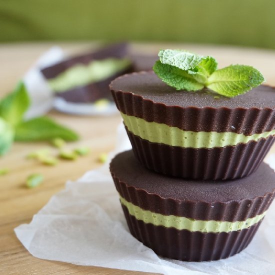 Icy Mint Raw Chocolate Cups