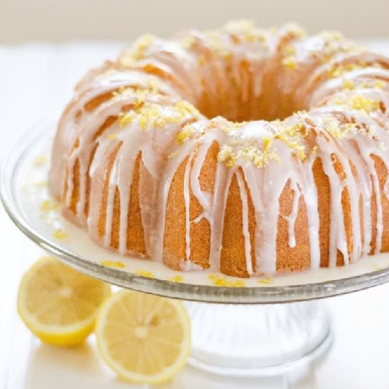 Moist Lemon Bundt Cake