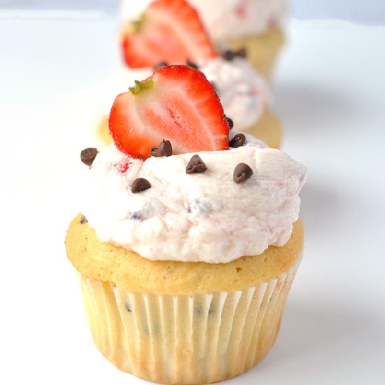 Chocolate Chip Cupcake & Strawberry