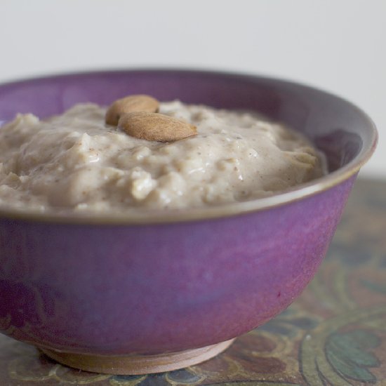 Banana Almond Oatmeal