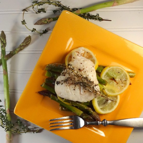 Halibut & Asparagus en Papillote