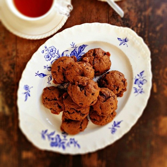 Sticky Toffee Lentil Cookies