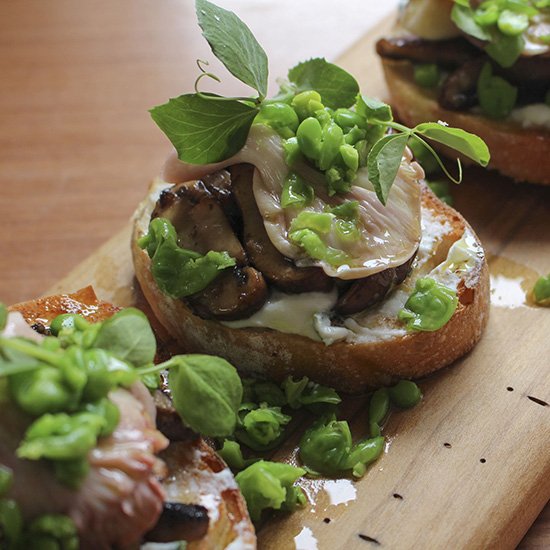 Mushroom Bruschetta & Smashed Peas