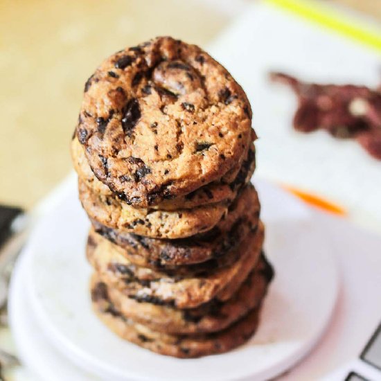 The Ultimate Chocolate Chunk Cookie