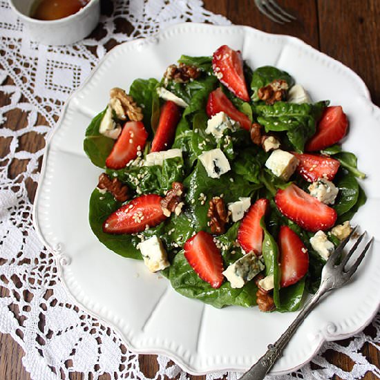 Strawberry Spinach Salad