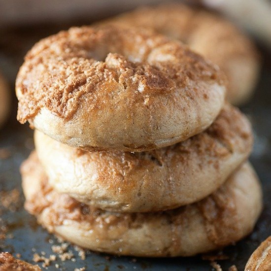 Cinnamon Crunch Bagels