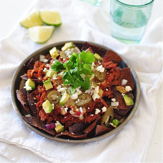 Slow Cooker BBQ Pork Nachos