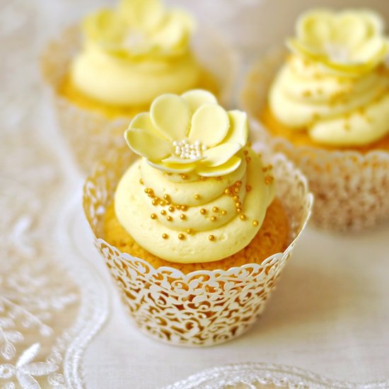 Wedding Gold Cupcakes